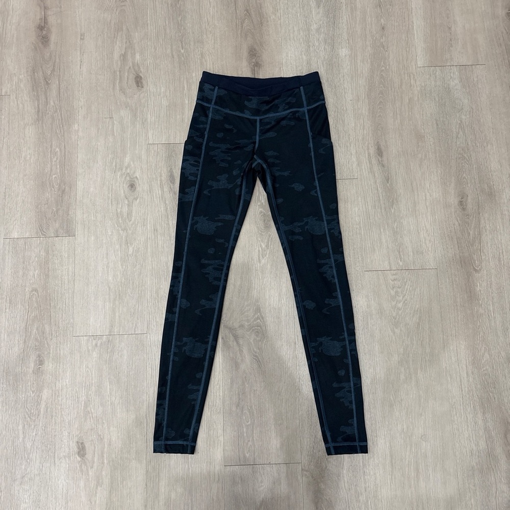 Lululemon Speed Tight II Full-On Luxtreme Blue Camo Size 4